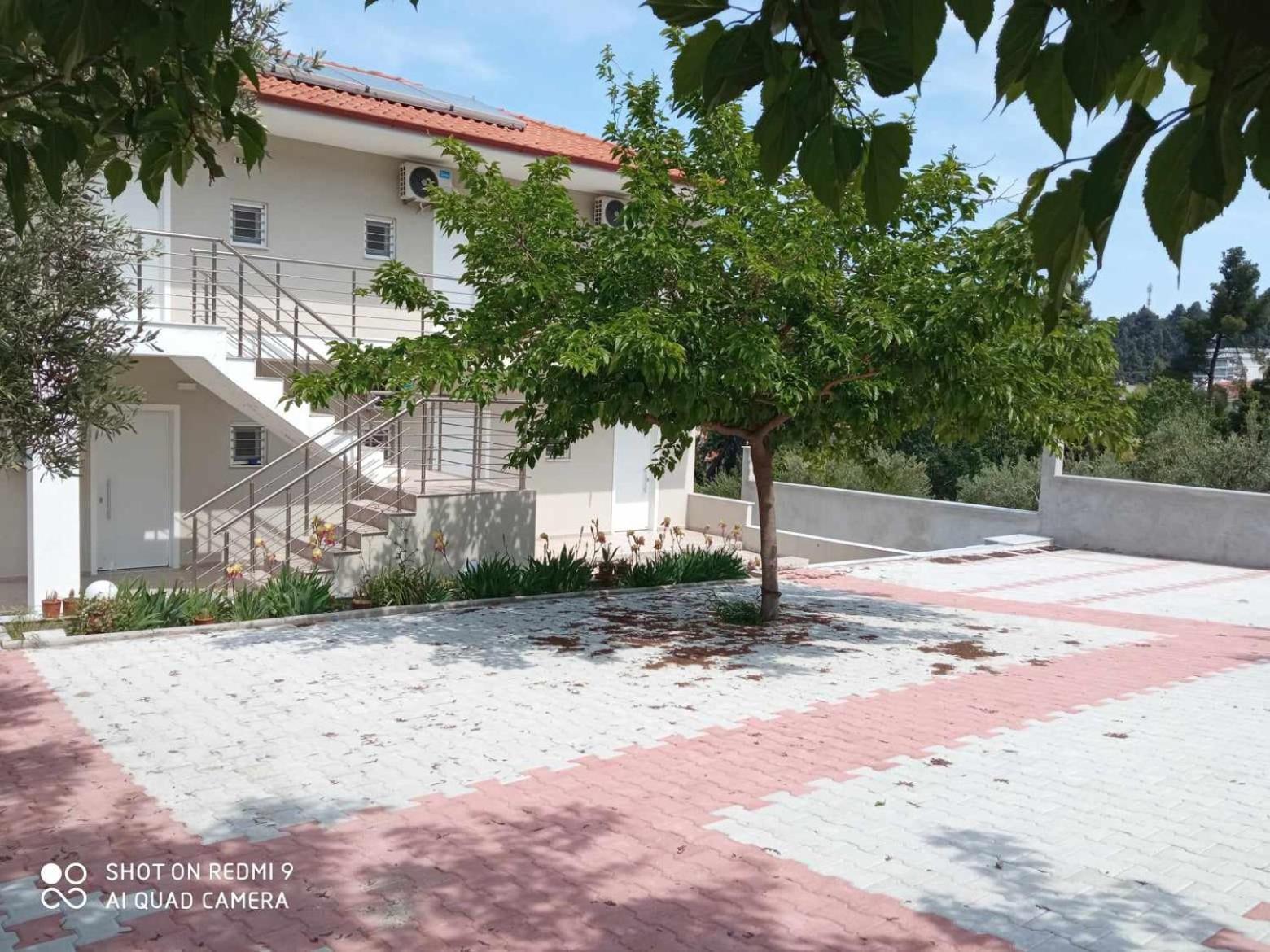 Valiant Sea Aparthotel Kriopigi Exterior photo